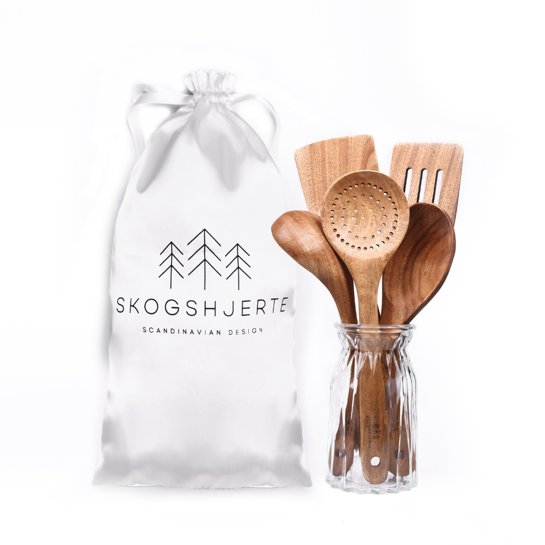 SKOGSHJERTE KITCHEN SET – SCANDINAVIAN CRAFTSMANSHIP